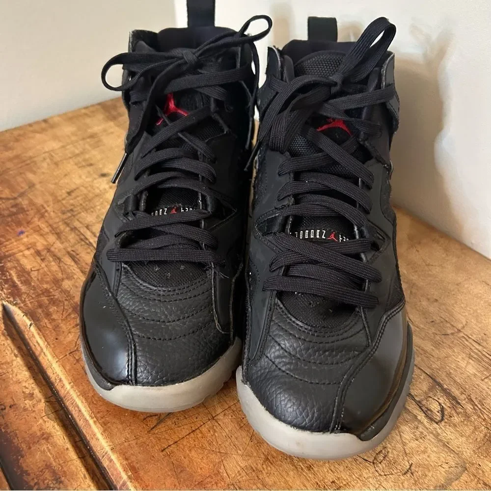 Nike Air Jordan Jumpman Two Trey - Black - youth sz 7, see pix for blemishes